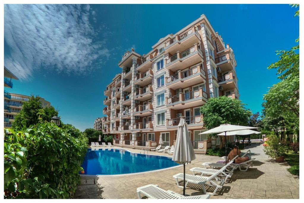Casa Rossa 2 Apartment Sunny Beach Exterior photo